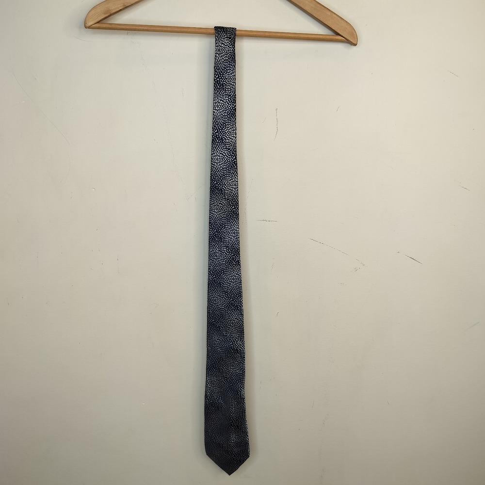 Charles Tyrwhitt 100% Silk Tie Floral Navy - Picture 3 of 8